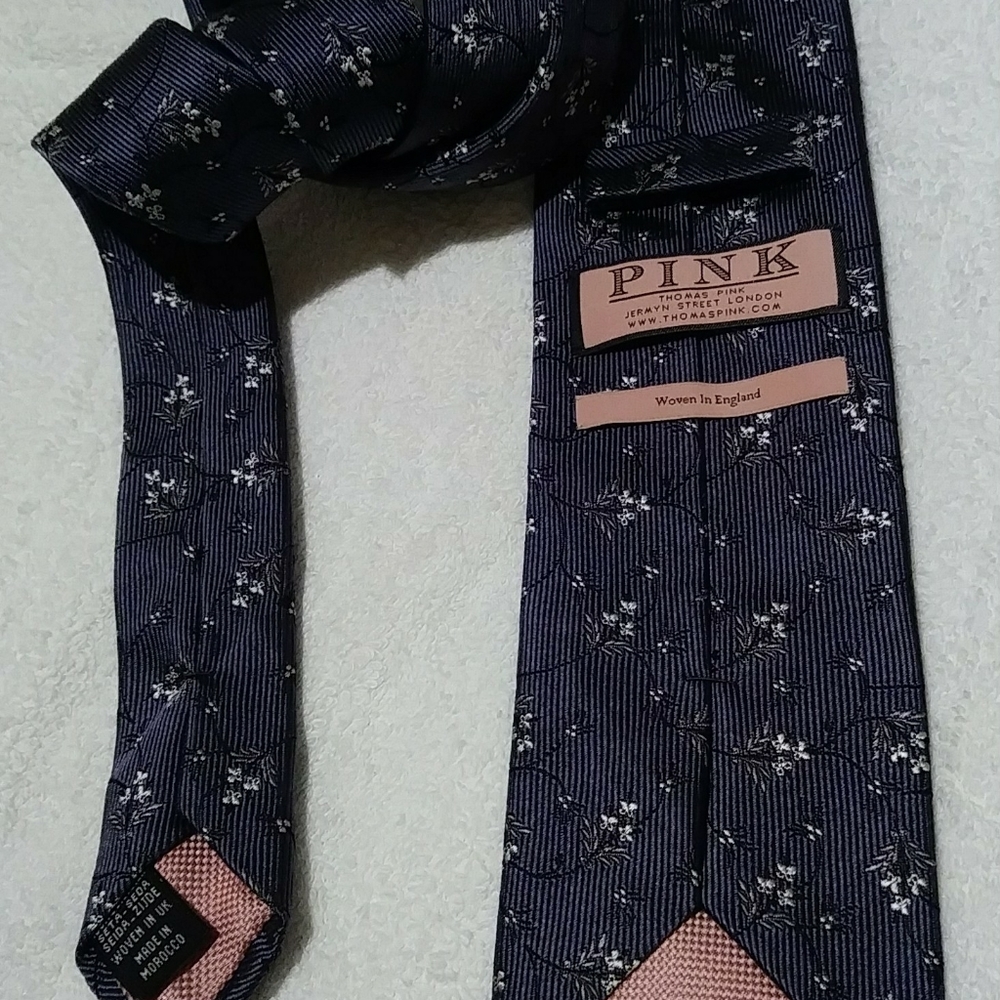 Necktie - Picture 3 of 6